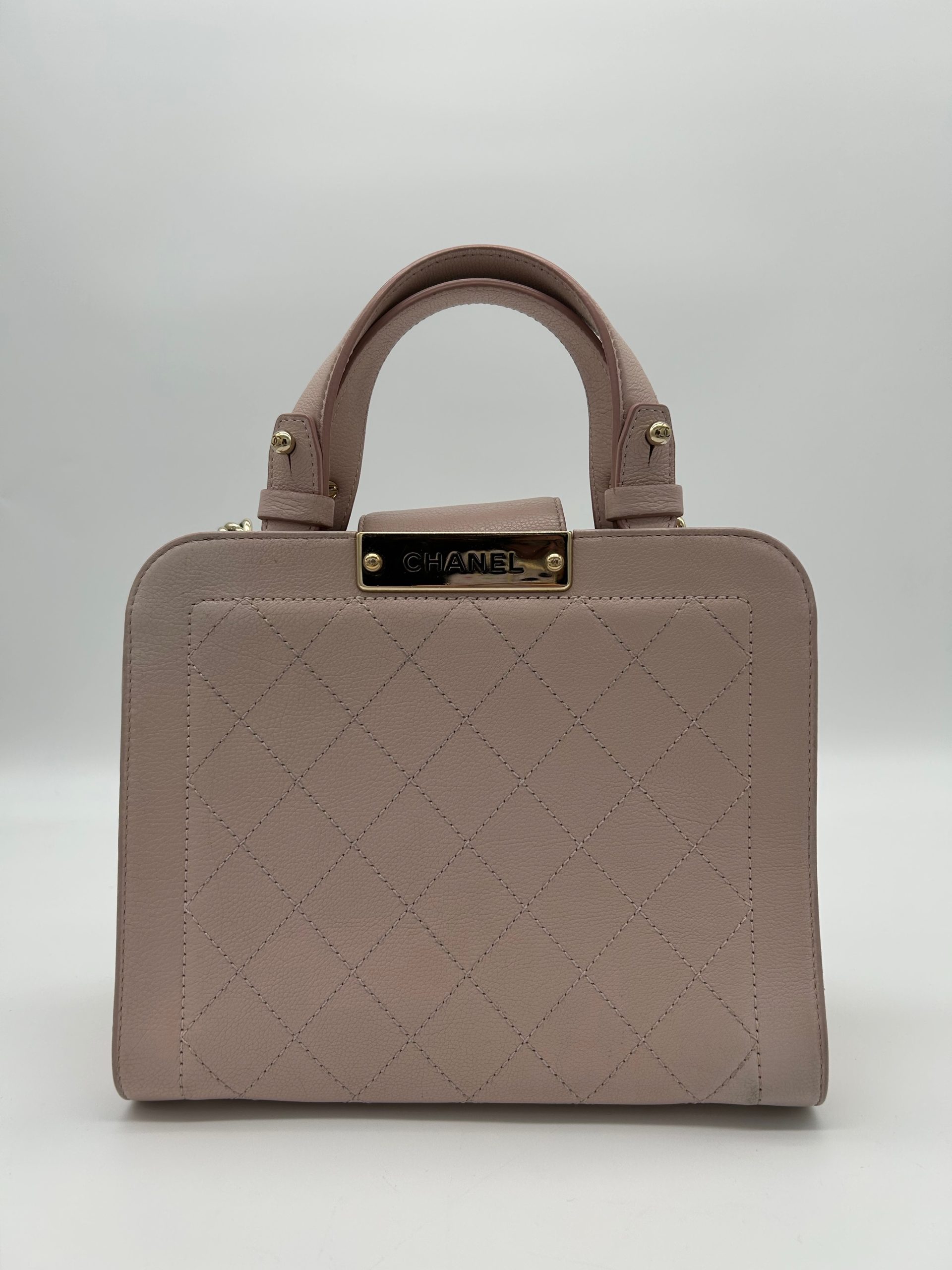 10-1773 Chanel Click Matelasse 2 way Mini Tote in Soft Pink - - Image 2