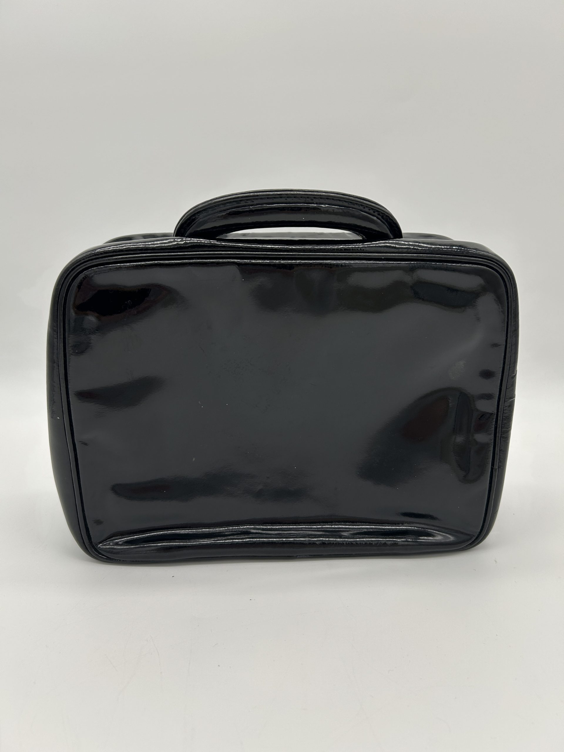 Chanel Vintage Enamel Vanity Bag Ser:42xxxx59 - Image 5