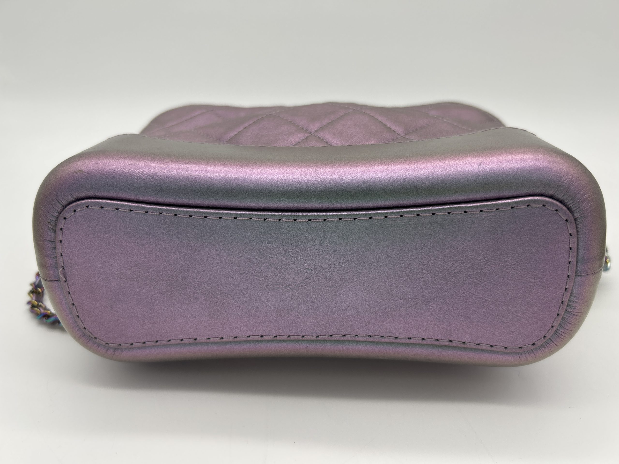 24xxxx45 Chanel Gabrielle Iridescent Metallic Purple - Image 5