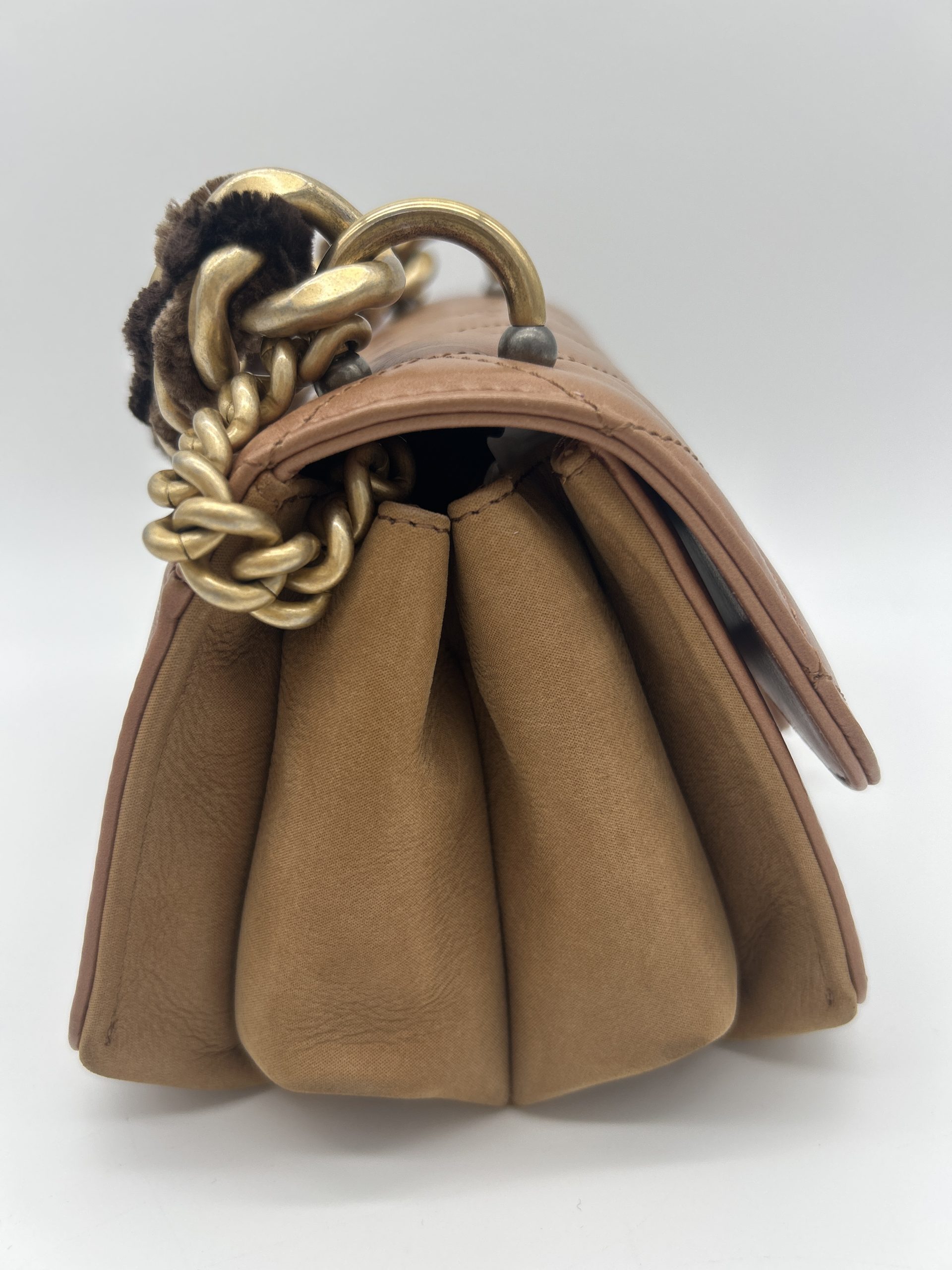 26xxxx40 Chanel Trendy Paris - Cosmopolitan in Camel - - Image 7