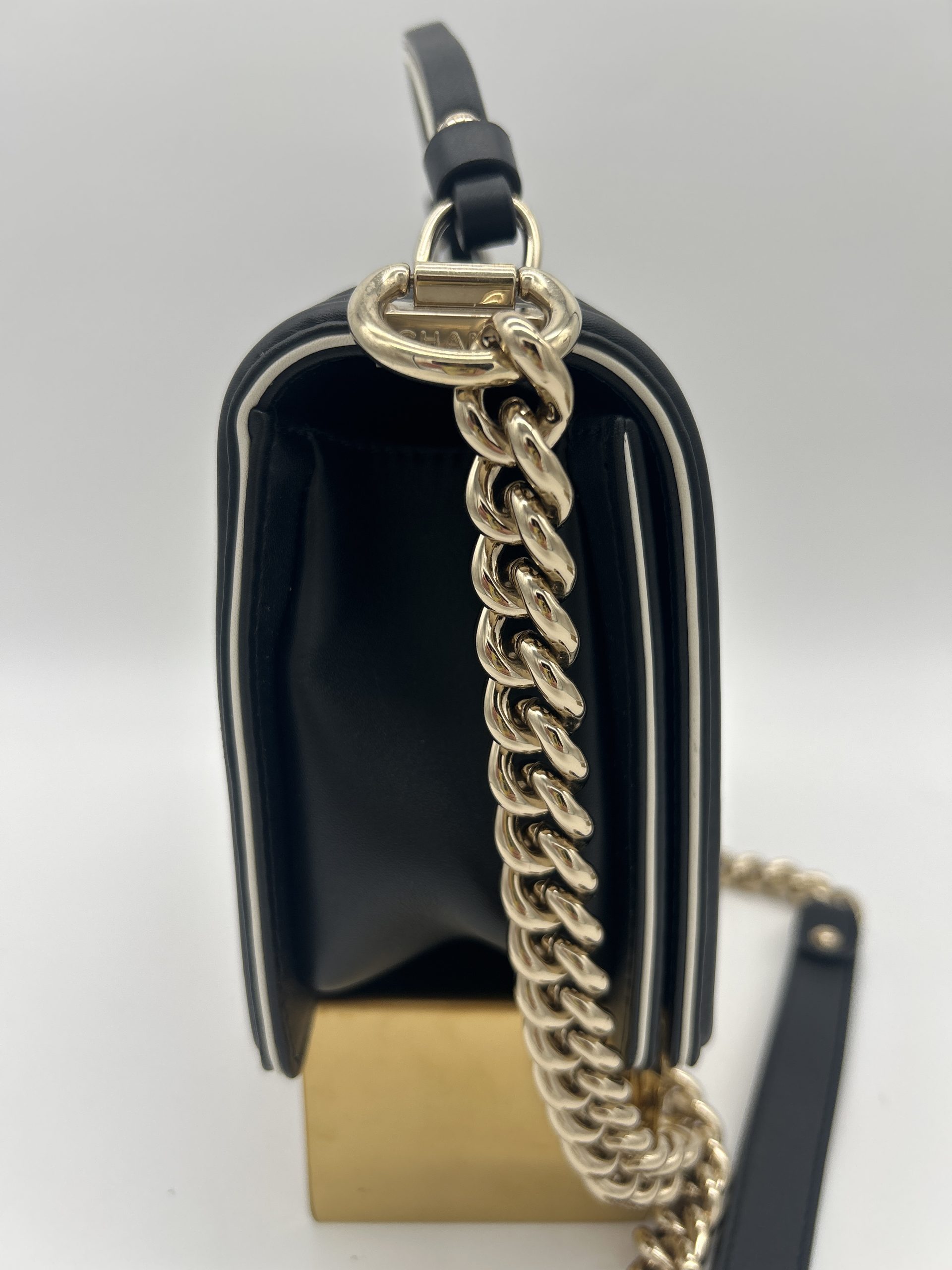 27xxxx79 Chanel Limited Edition Leboy Black Top Handle Black/White - Image 3