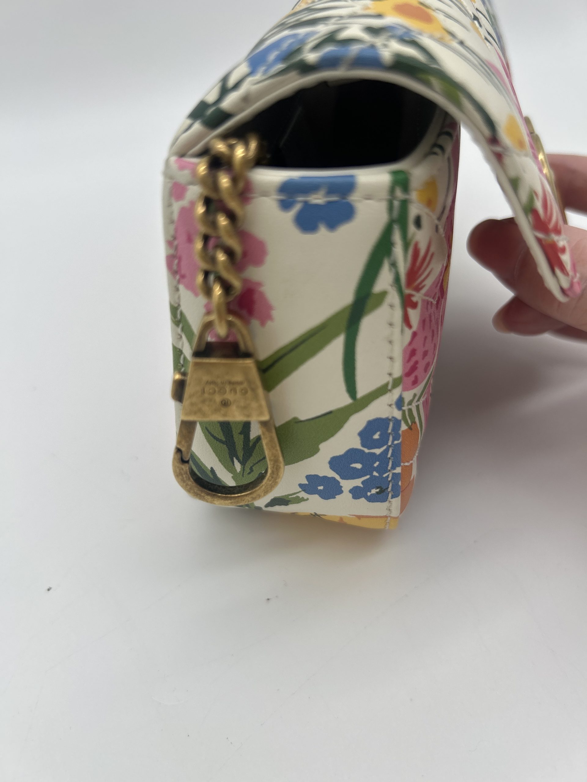 152-3925 Gucci x Ken Scott GG Marmont Super Mini Floral Special Edition Crossbody - Image 7